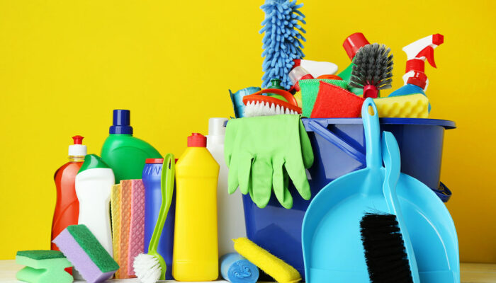 10 essential cleaning tools every home should have