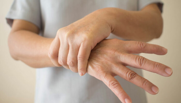 12 early warning signs indicating the onset of Parkinson’s disease