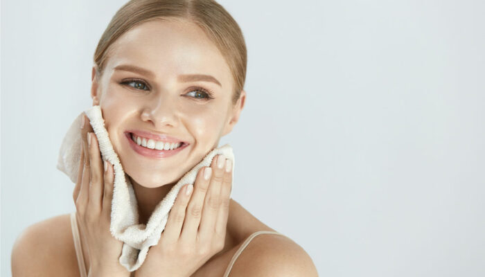 9 unhealthy habits that can harm skin health