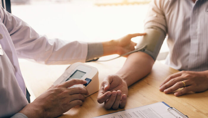 Early Signs of High Cholesterol – What to Know and Risk Factors